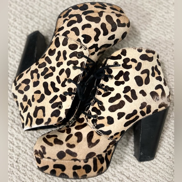Steve Madden Leopard Print Boots - Picture 3 of 4